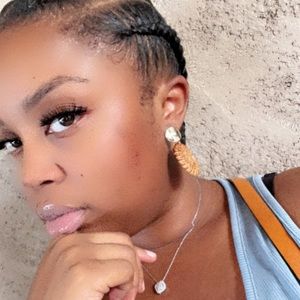 Meet your Posher, Shanell